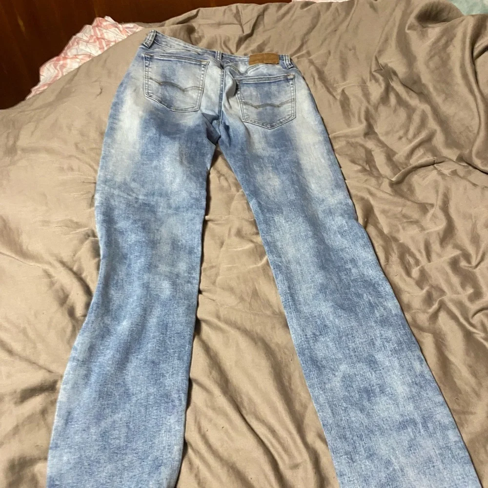 American Eagle Outfitters Faded Blue‎ Straight Jeans
